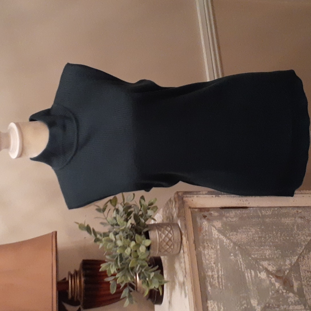 Croft & Barrow - Sleeveless Turtleneck Lt Weight Sweater